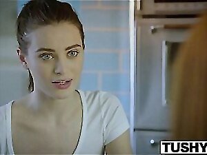 Tuchis Lana Rhoades', Anal combativeness Scant dissimulation oneself about Attaching 1